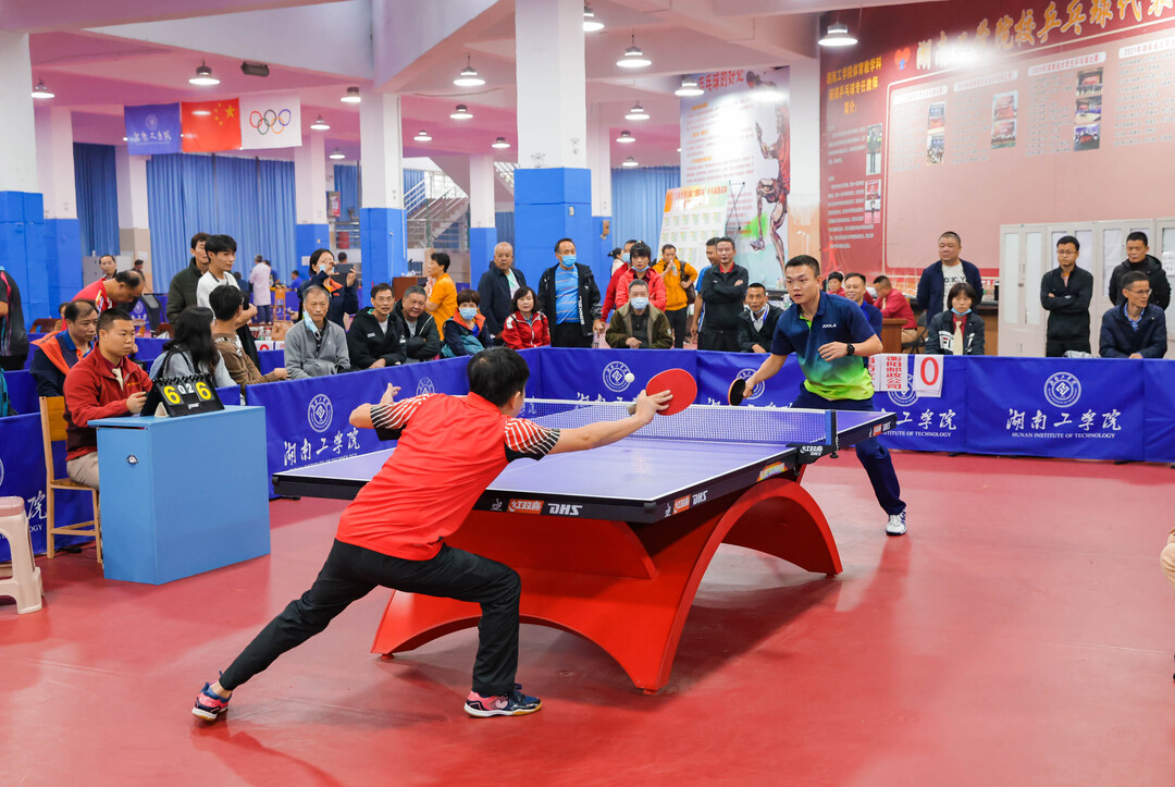 行的观众们 行的观众们